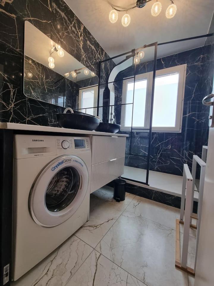 Grand Appartement 3 Chambres Disney - Paris - 82M2 Neuilly-sur-Marne Kültér fotó