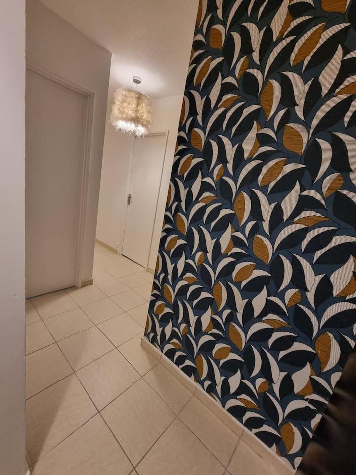 Grand Appartement 3 Chambres Disney - Paris - 82M2 Neuilly-sur-Marne Kültér fotó