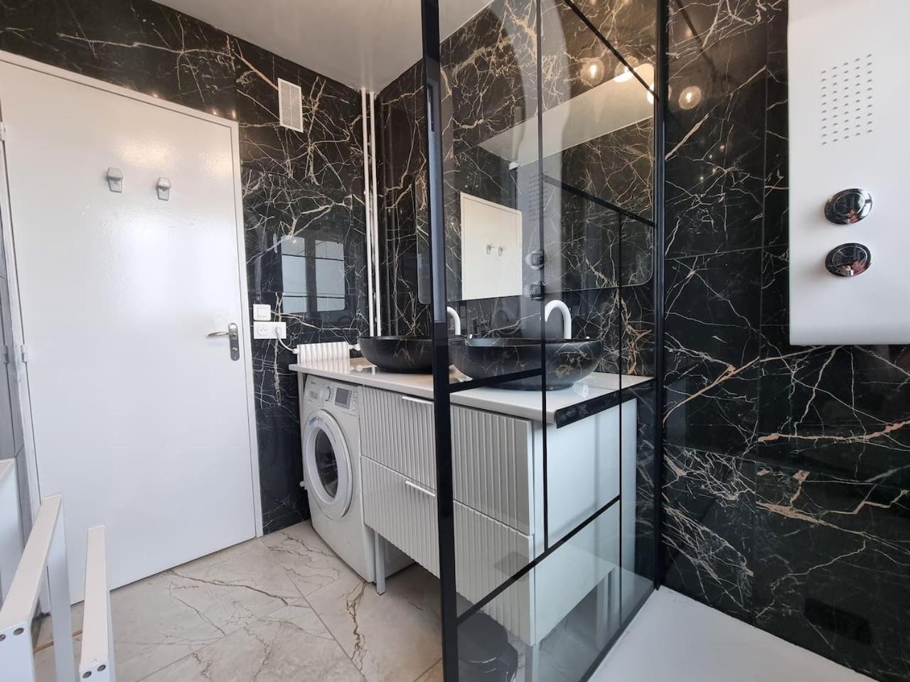 Grand Appartement 3 Chambres Disney - Paris - 82M2 Neuilly-sur-Marne Kültér fotó