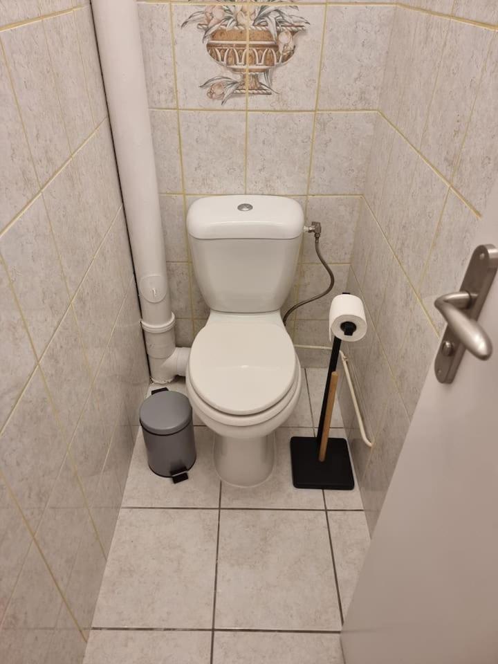 Grand Appartement 3 Chambres Disney - Paris - 82M2 Neuilly-sur-Marne Kültér fotó