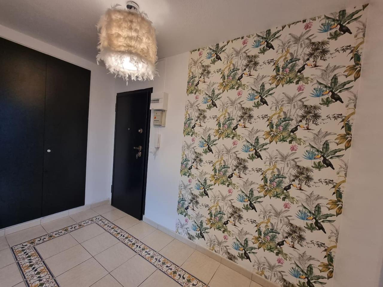 Grand Appartement 3 Chambres Disney - Paris - 82M2 Neuilly-sur-Marne Kültér fotó
