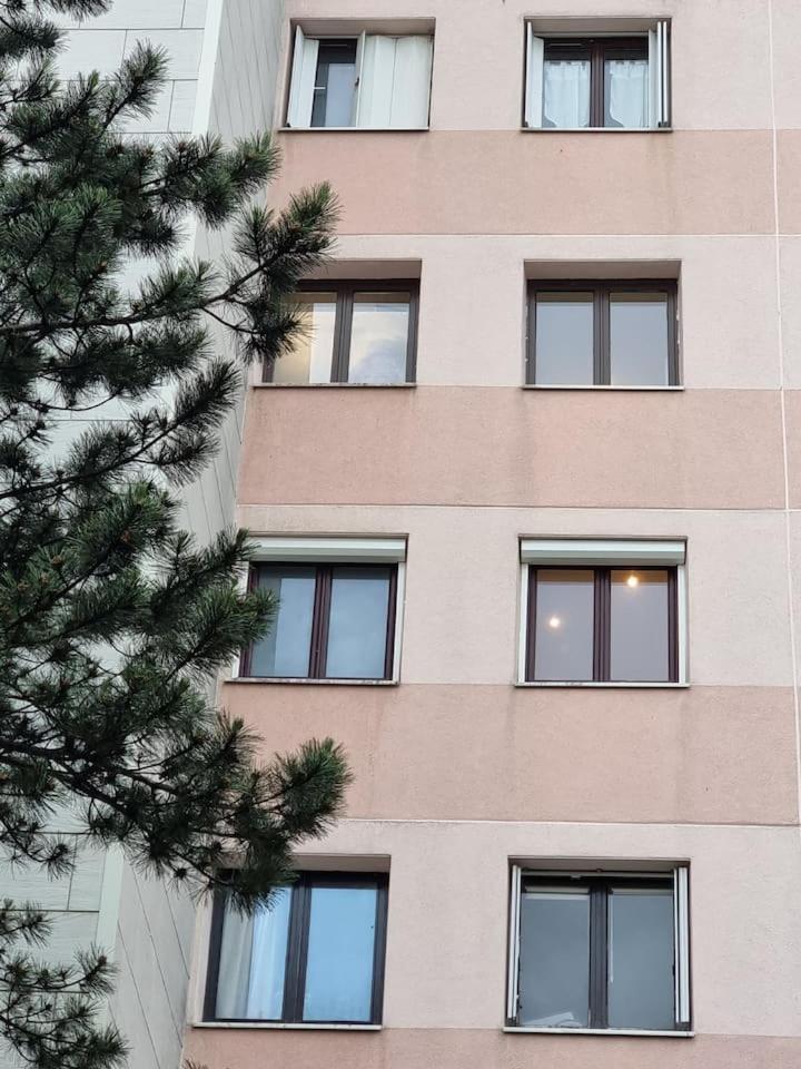 Grand Appartement 3 Chambres Disney - Paris - 82M2 Neuilly-sur-Marne Kültér fotó